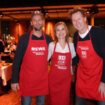 Ingo Pohlmann, Andrea Ldke, Lou Richter, Mehr als eine warme Mahlzeit, Charity-Veranstaltung in der Fischauktionshalle Hamburg fr Bedrftige und Obdachlose HamburgerInnen, 12.12.2023