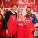 Mehr als eine warme Mahlzeit, Charity-Veranstaltung in der Fischauktionshalle Hamburg fr Bedrftige und Obdachlose HamburgerInnen, 12.12.2023